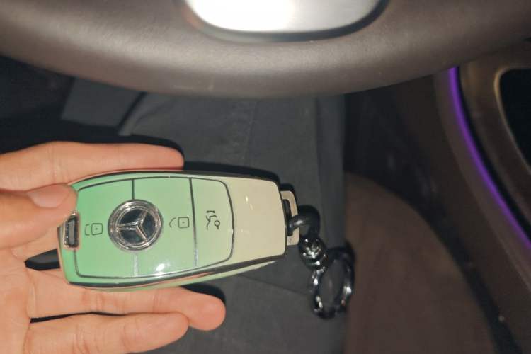 Used Mercedes-Benz E-Class 2019 Restyled E 300 L Luxury Edition Vehicle Key
