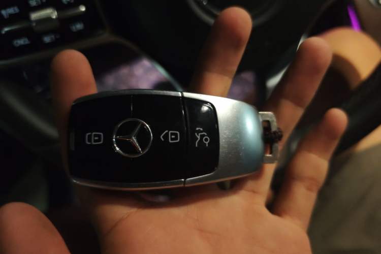 Used Mercedes-Benz E-Class 2019 E 300 L Stylish Model Vehicle Key