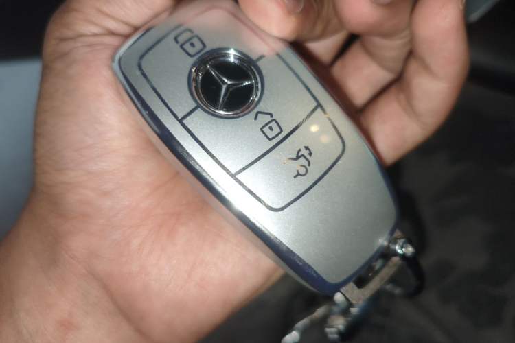 Used Mercedes-Benz E-Class 2019 E 300 L Sporty and Stylish Model Vehicle Key