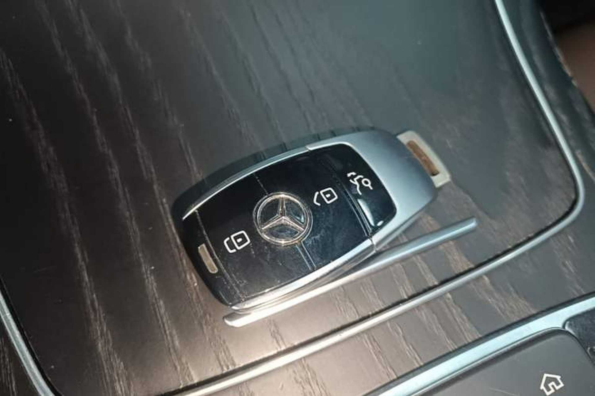 Used Mercedes-Benz E-Class 2019 Restyled E 300 L Sport Luxury Edition Vehicle Key