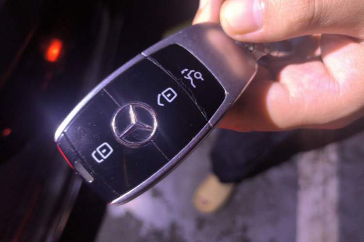 Used Mercedes-Benz E-Class 2019 E 200 L Vehicle Key