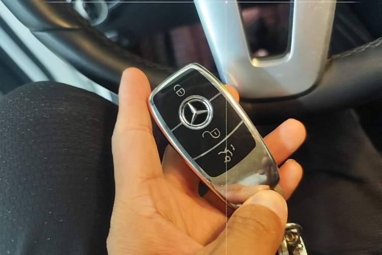 Used Mercedes-Benz E-Class 2019 E 300 L Stylish Model Vehicle Key