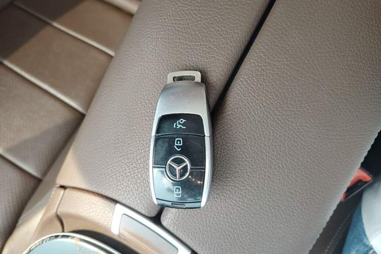 Used Mercedes-Benz E-Class 2019 E 300 L Sporty and Stylish Model Vehicle Key