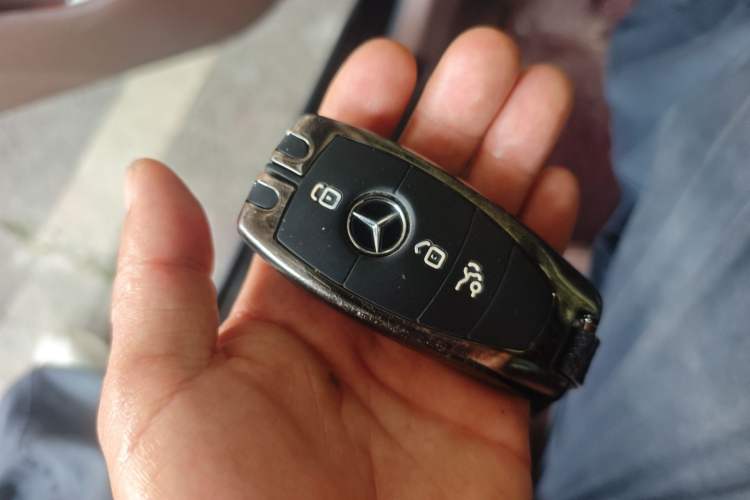 Used Mercedes-Benz E-Class 2019 E 200 L Vehicle Key