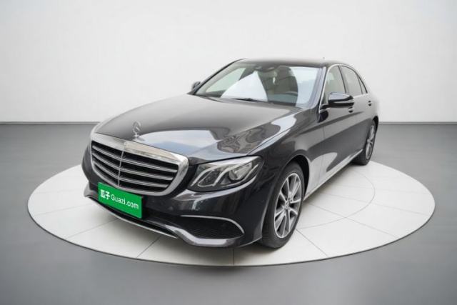 Mercedes-Benz E-Class 2019 Facelifted E 300 L Stylish Version مستعملة