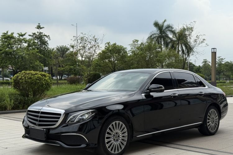 Used Mercedes-Benz E-Class 2019 Facelifted E 300 L Stylish Version Guazi used car, China used car export, Used car for sale, Used Mercedes-Benz cars, Cheapest cars for sale