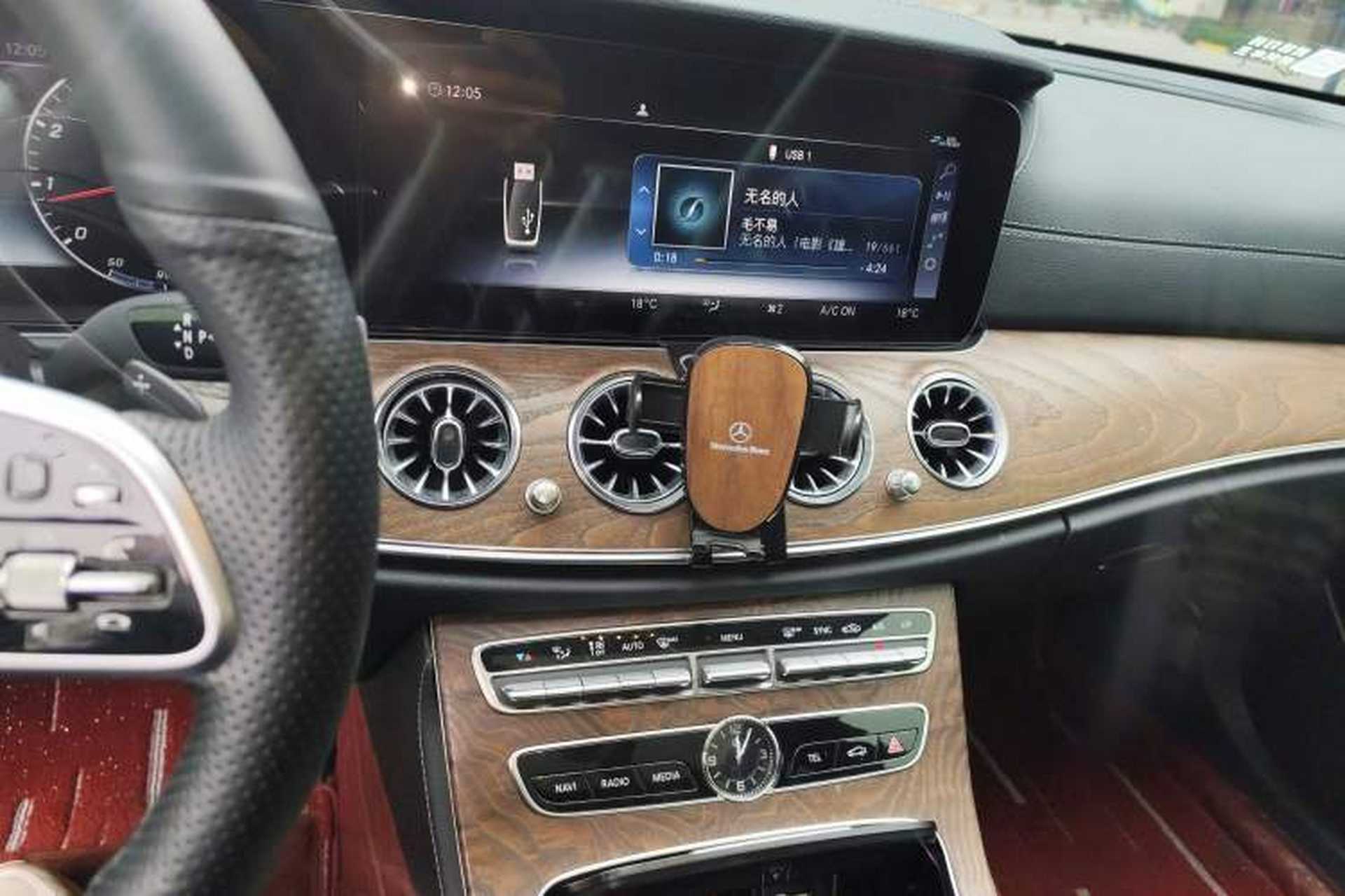 Used Mercedes-Benz E-Class 2019 E 300 L Stylish Model Audio And AC Panel