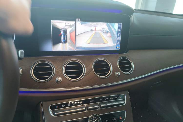 Used Mercedes-Benz E-Class 2019 E 300 L Luxury Model Audio And AC Panel