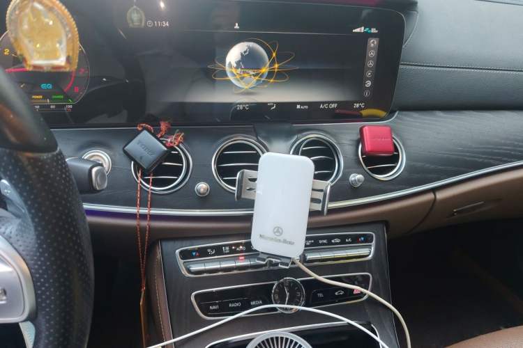 Used Mercedes-Benz E-Class 2019 E 260 L Sport Edition Audio And AC Panel
