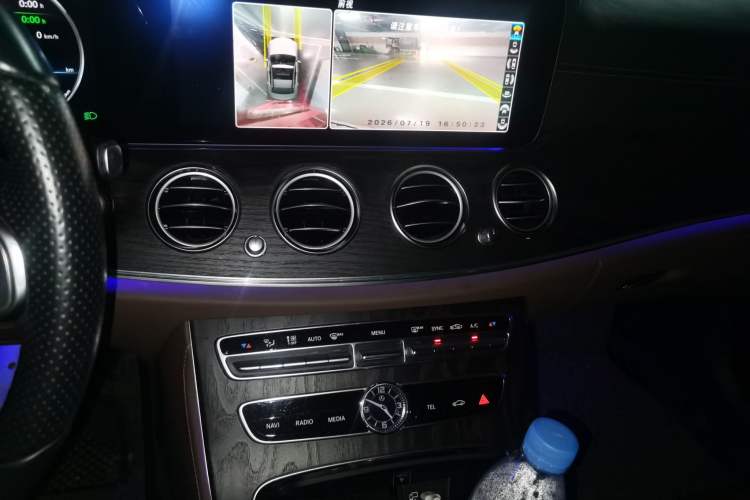 Used Mercedes-Benz E-Class 2019 E 260 L Sport Edition Audio And AC Panel