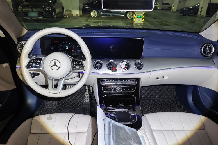 Used Mercedes-Benz E-Class 2019 E 200 Coupe Center Console