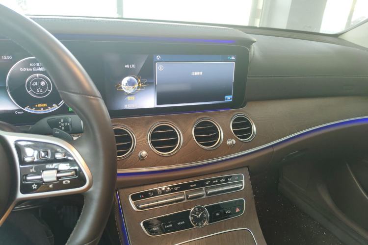 Used Mercedes-Benz E-Class 2019 E 300 L Luxury Model Center Console