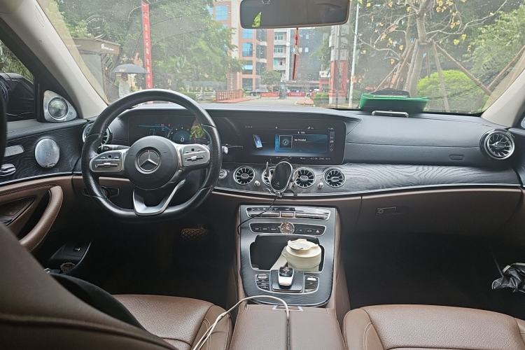 Used Mercedes-Benz E-Class 2019 E 300 L Sporty and Stylish Model Center Console