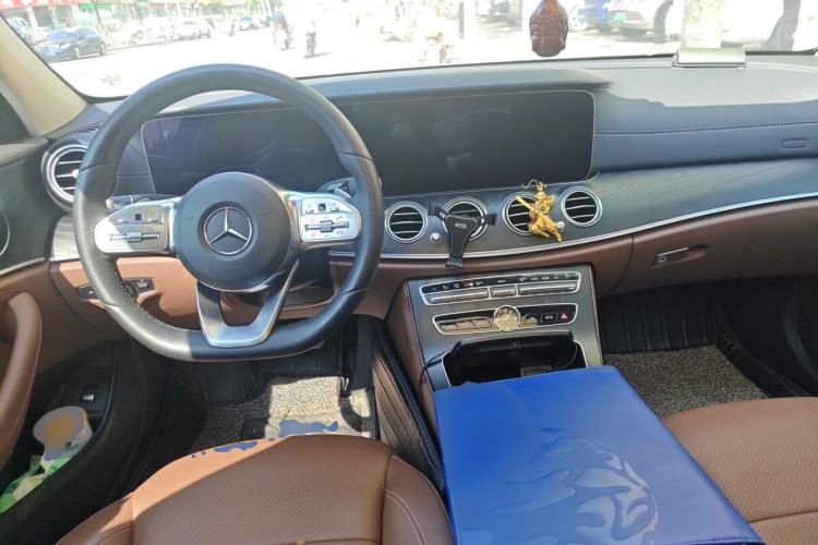 Used Mercedes-Benz E-Class 2019 E 300 L Sporty and Stylish Model Center Console