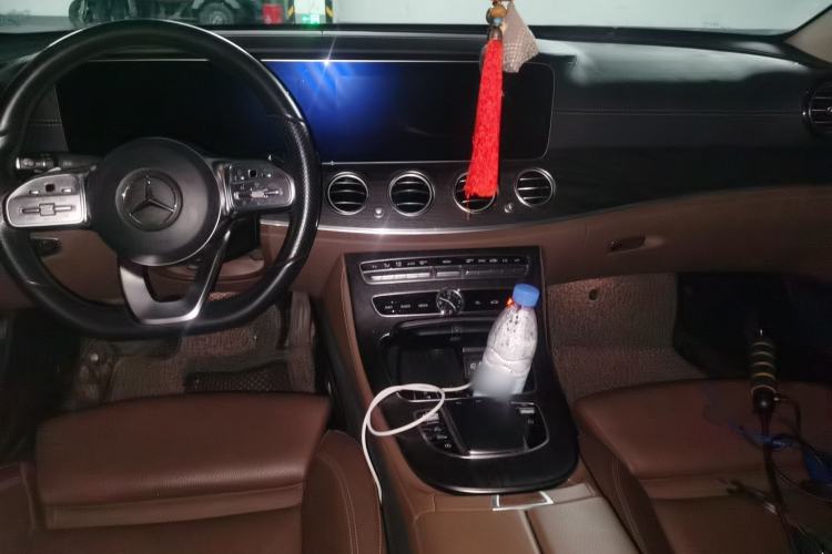 Used Mercedes-Benz E-Class 2019 E 260 L Sport Edition Center Console