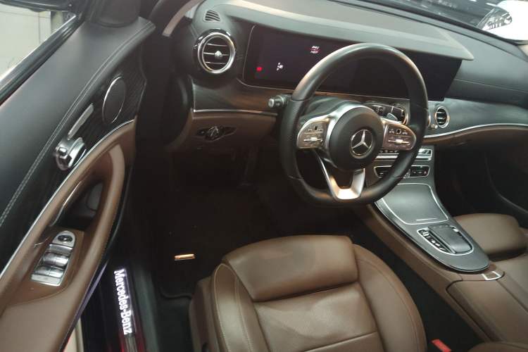 Used Mercedes-Benz E-Class 2019 E 260 L Sport Edition Driver Seat
