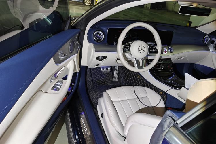 Used Mercedes-Benz E-Class 2019 E 200 Coupe Driver Seat