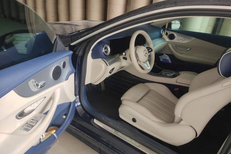 Used Mercedes-Benz E-Class 2019 E 200 4MATIC Coupe Driver Seat