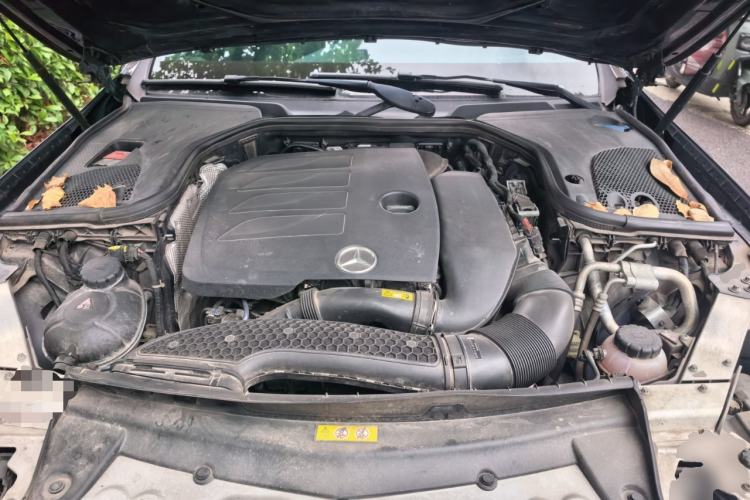 Used Mercedes-Benz E-Class 2019 E 260 Sport Edition Engine Bay