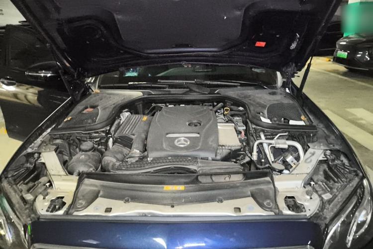 Used Mercedes-Benz E-Class 2019 E 200 Sport Edition Engine Bay