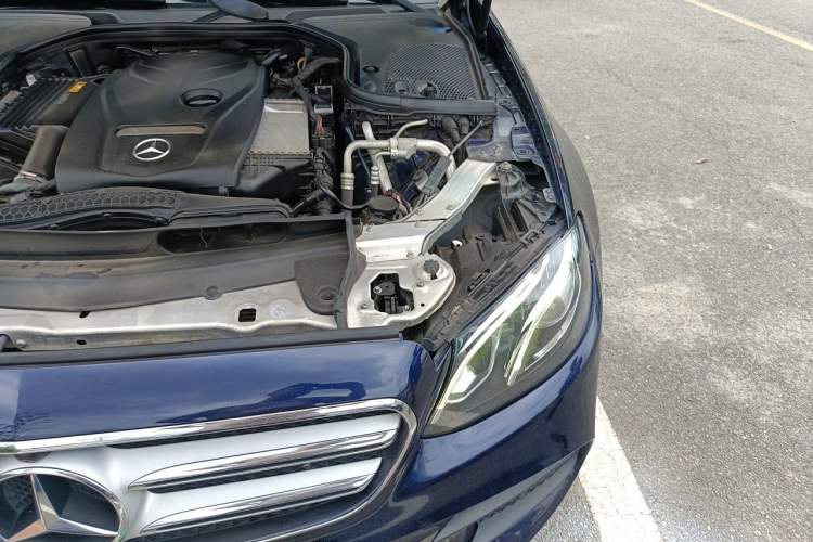 Used Mercedes-Benz E-Class 2019 E 300 L Sporty and Stylish Model Engine Bay Left