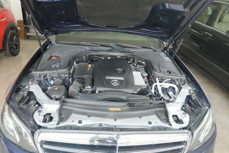 Used Mercedes-Benz E-Class 2019 E 300 L Luxury Model Engine Bay