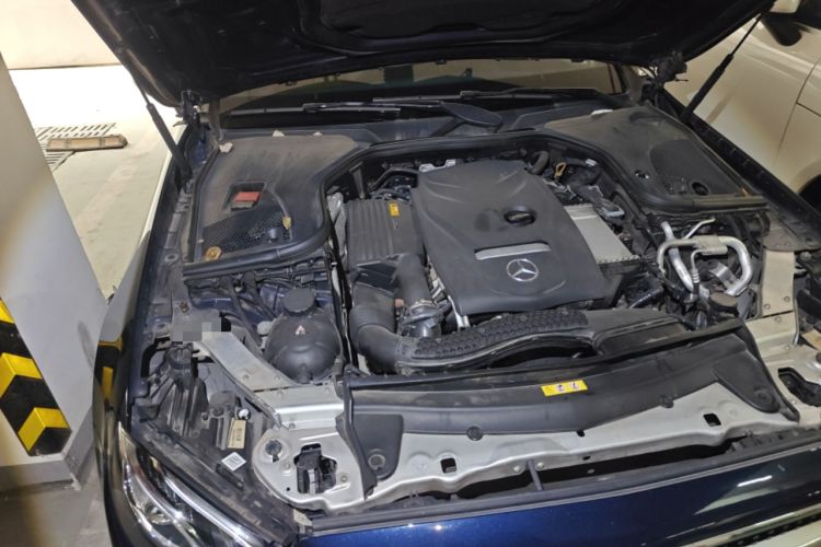 Used Mercedes-Benz E-Class 2019 E 200 Coupe Engine Bay Right