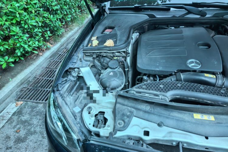 Used Mercedes-Benz E-Class 2019 E 260 Sport Edition Engine Bay Right