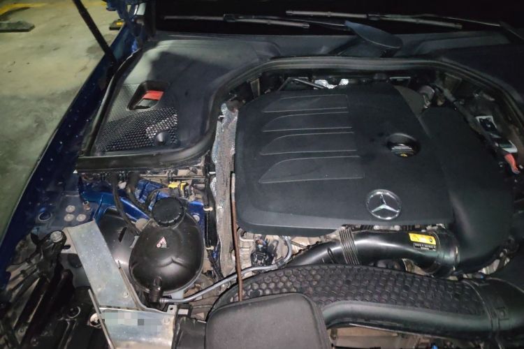 Used Mercedes-Benz E-Class 2019 E 260 L Sport Edition Engine Bay Right