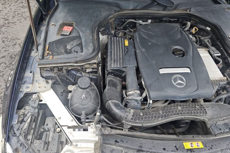 Used Mercedes-Benz E-Class 2019 E 300 L Sporty and Stylish Model Engine Bay Right