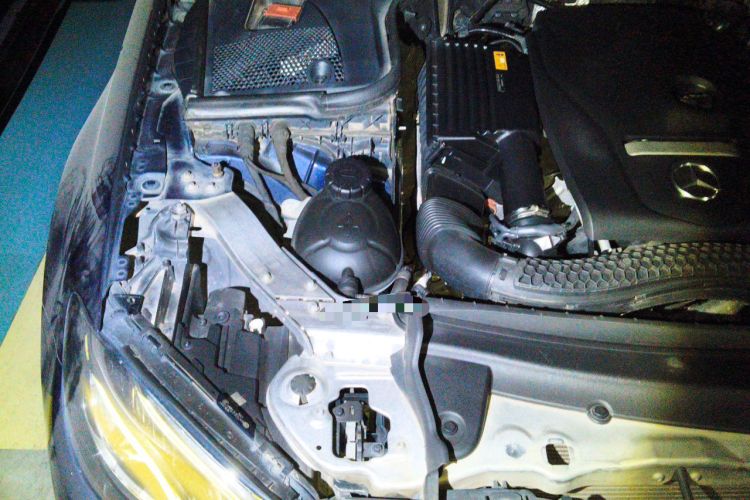 Used Mercedes-Benz E-Class 2019 E 300 L Stylish Model Engine Bay Right