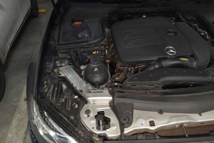 Used Mercedes-Benz E-Class 2019 Restyled E 300 L Sport Luxury Edition Engine Bay Right