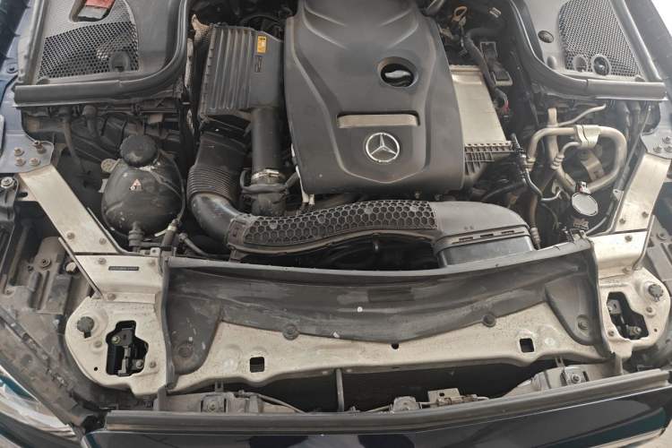 Used Mercedes-Benz E-Class 2019 E 300 L Sport Luxury Edition Engine Bay