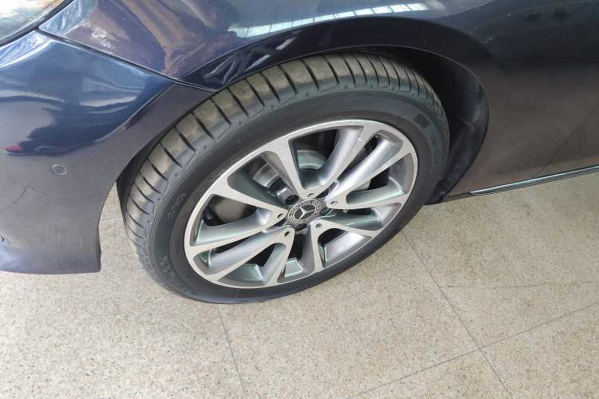 Used Mercedes-Benz E-Class 2019 E 300 L Luxury Model Exterior 4