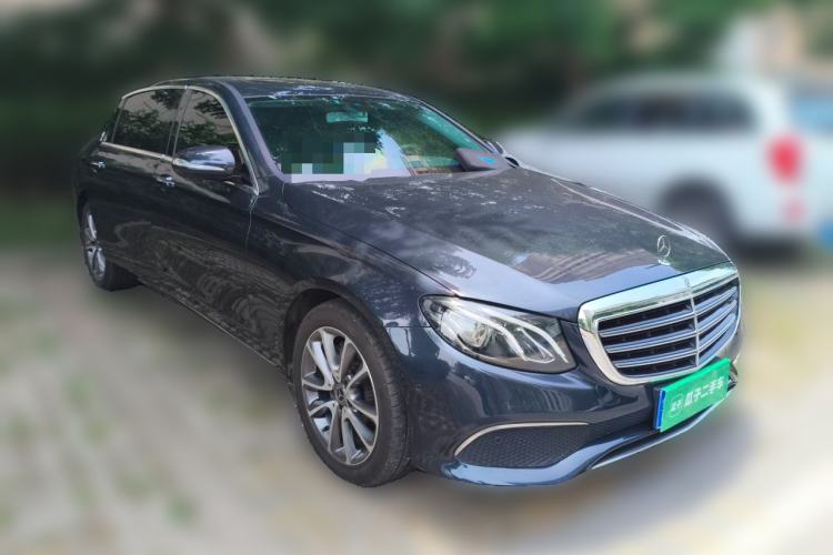 Used Mercedes-Benz E-Class 2019 E 200 L Front Right 45 Deg