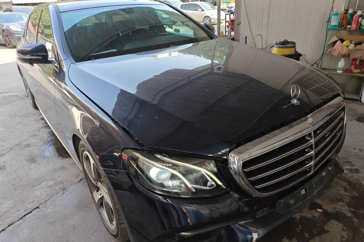 Used Mercedes-Benz E-Class 2019 E 300 L Sport Luxury Edition Front Right 45 Deg