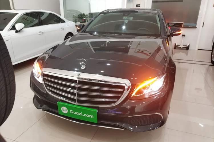 Used Mercedes-Benz E-Class 2019 E 200 L Front