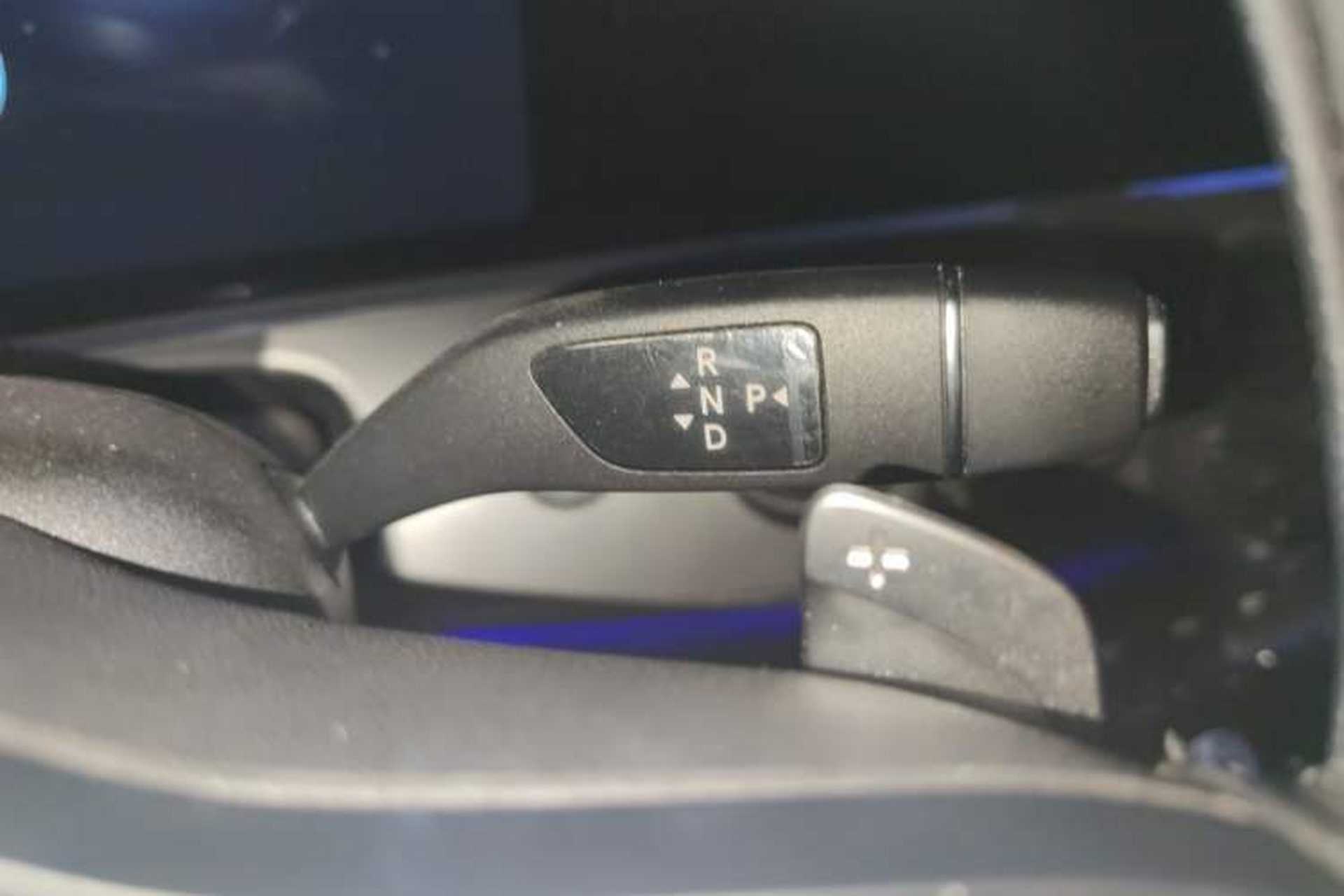 Used Mercedes-Benz E-Class 2019 E 260 Sport Edition Gear Lever