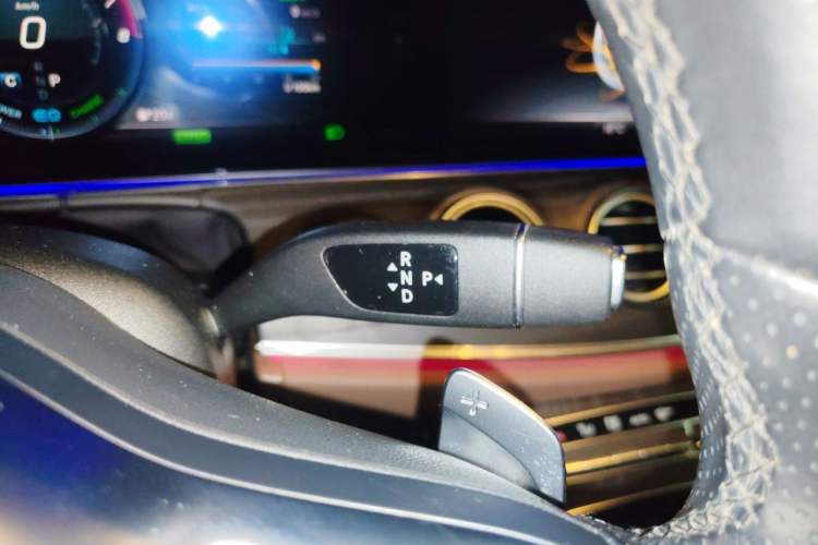 Used Mercedes-Benz E-Class 2019 E 260 L Sport Edition Gear Lever