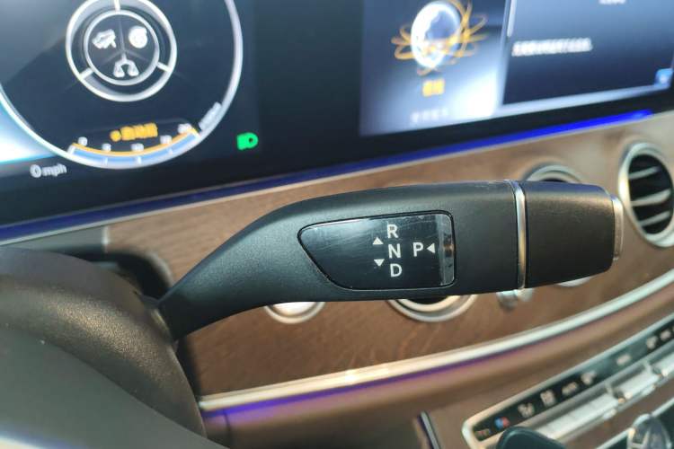 Used Mercedes-Benz E-Class 2019 E 300 L Luxury Model Gear Lever