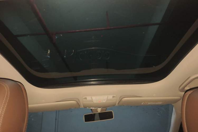 Used Mercedes-Benz E-Class 2019 E 300 L Sport Luxury Edition Headliner
