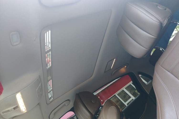 Used Mercedes-Benz E-Class 2019 E 260 L Sport Edition Headliner