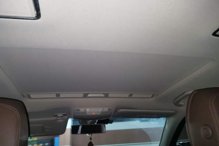 Used Mercedes-Benz E-Class 2019 E 260 L Sport Edition Headliner