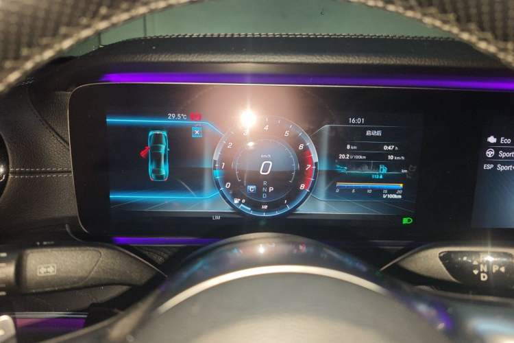Used Mercedes-Benz E-Class 2019 E 300 L Sport Luxury Edition Instrument Cluster