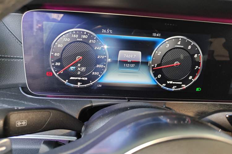 Used Mercedes-Benz E-Class 2019 E 300 L Sport Luxury Edition Instrument Cluster
