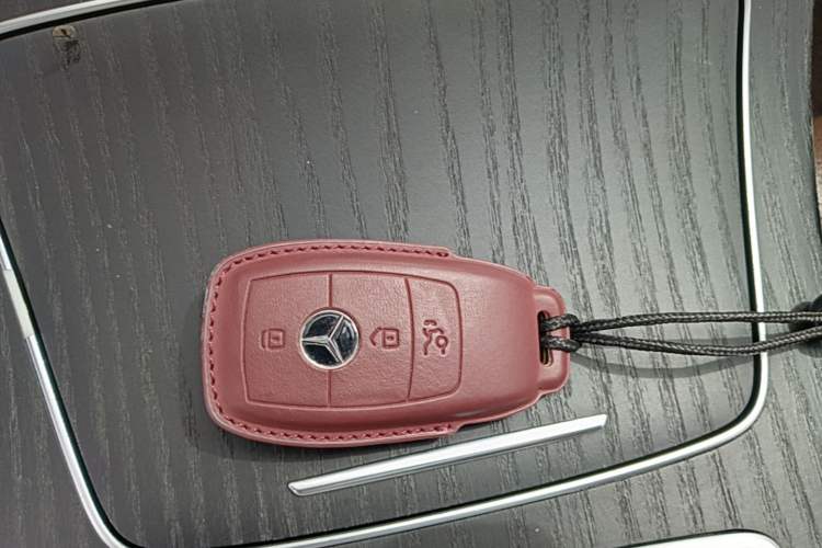 Used Mercedes-Benz E-Class 2019 E 260 L Sport Edition Interior 1
