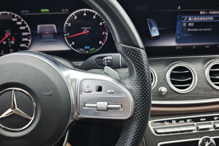 Used Mercedes-Benz E-Class 2019 E 260 L Sport Edition Interior 10