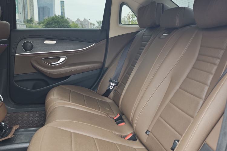 Used Mercedes-Benz E-Class 2019 E 260 L Sport Edition Interior 3