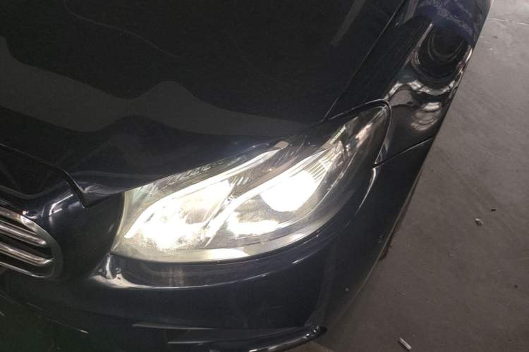 Used Mercedes-Benz E-Class 2019 E 200 Sport Edition Left Front Headlight