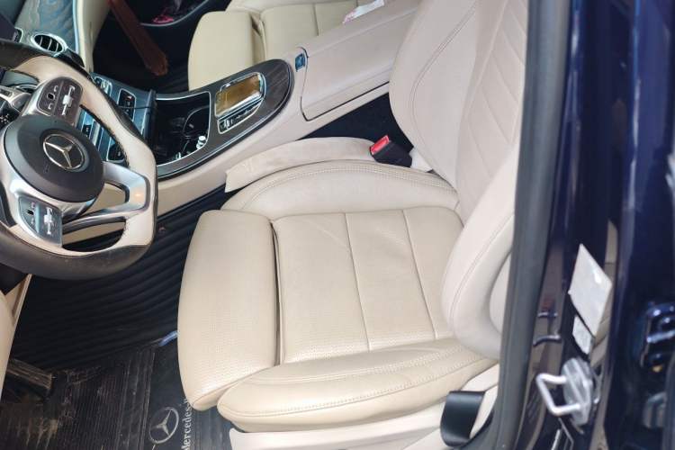 Used Mercedes-Benz E-Class 2019 E 200 L Sport Edition Left Front Seat